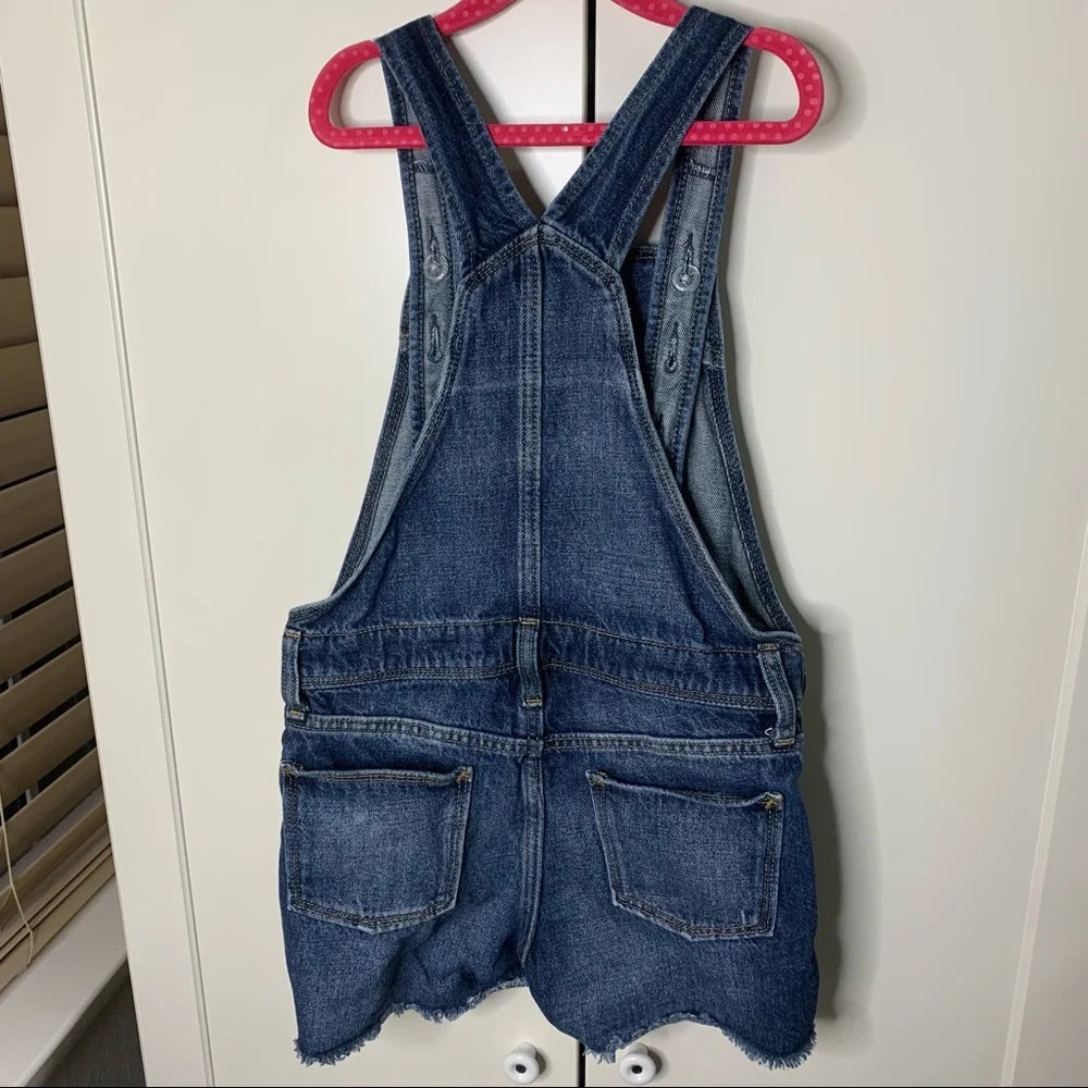 Girl’s Old Navy Denim Shortalls